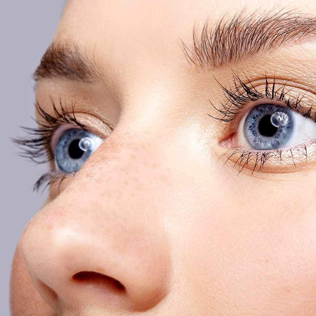 Does Collagen Help With Eyelash Growth?